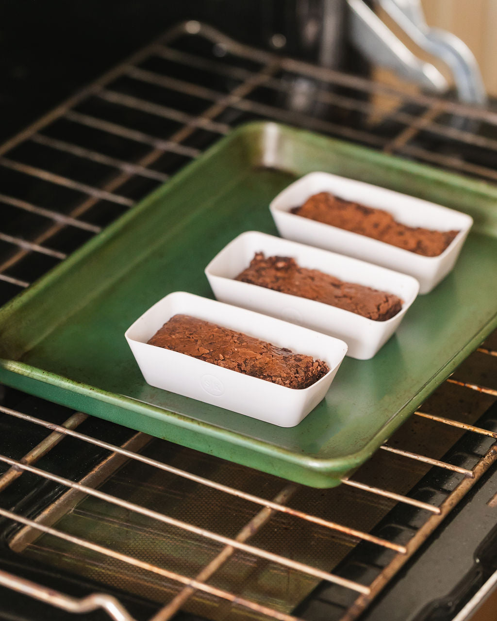 Silicone Baking Cups | Designer White | Mini Loaf