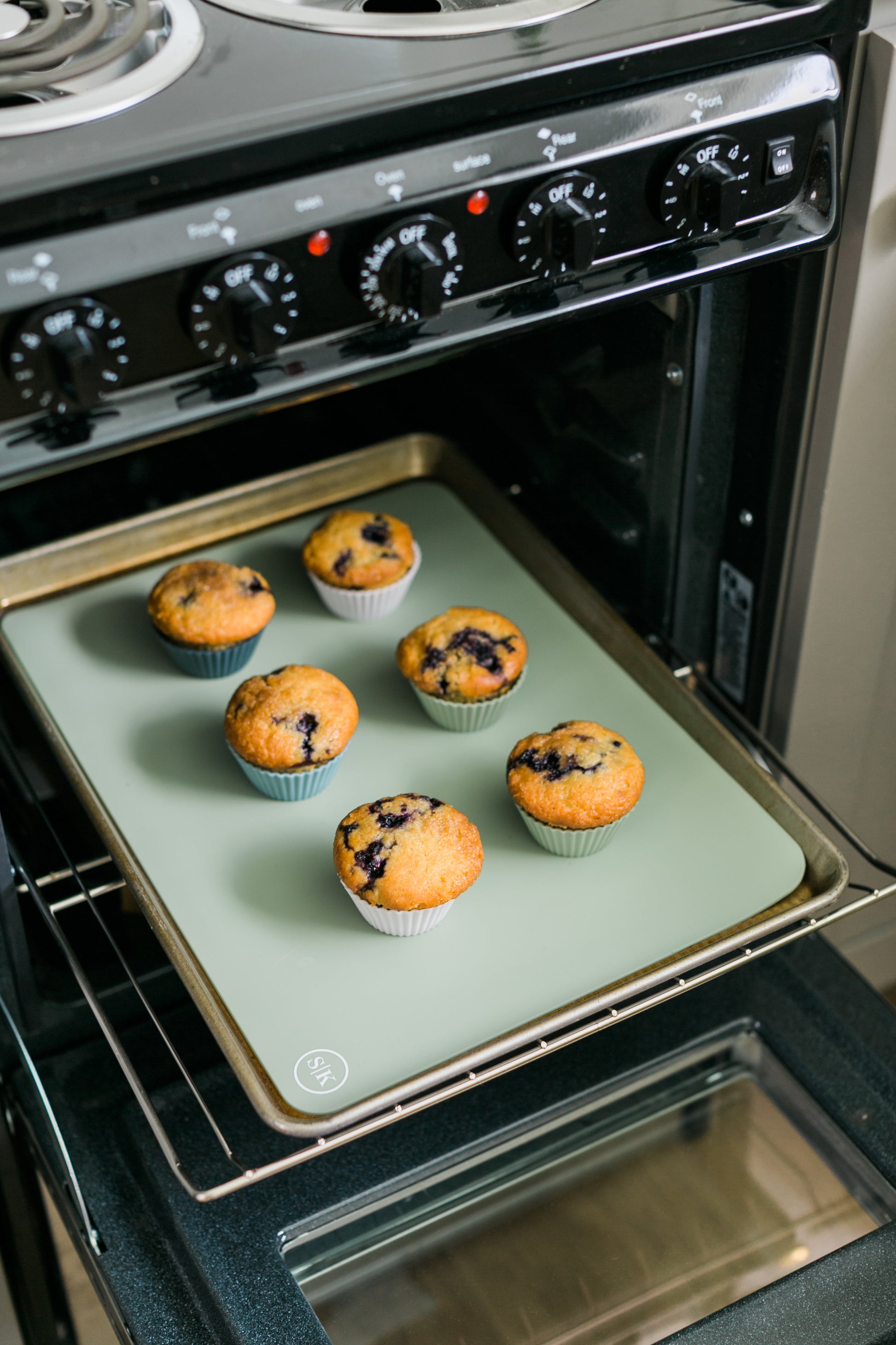 RENOOK Silicone Baking Mats Set of 5, BPA-free grade food baking mat, —  CHIMIYA
